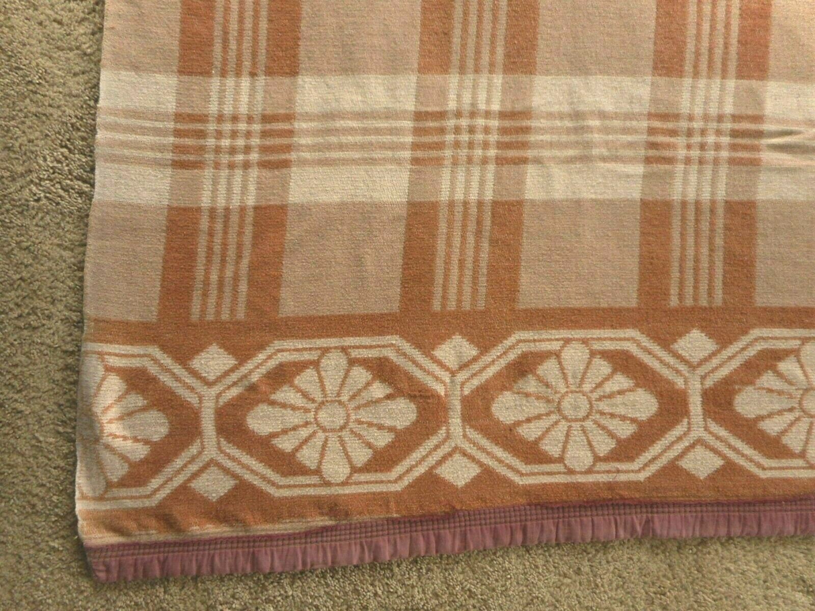 1940's ? Camp Trade Blanket Cabin Lodge Country Grandma's Vintage apx 67x70