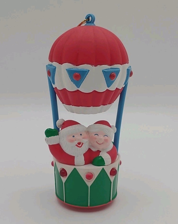Avon Gift Collection Ornament Musical Hot Air Balloon Mr & Mrs Claus Santa 