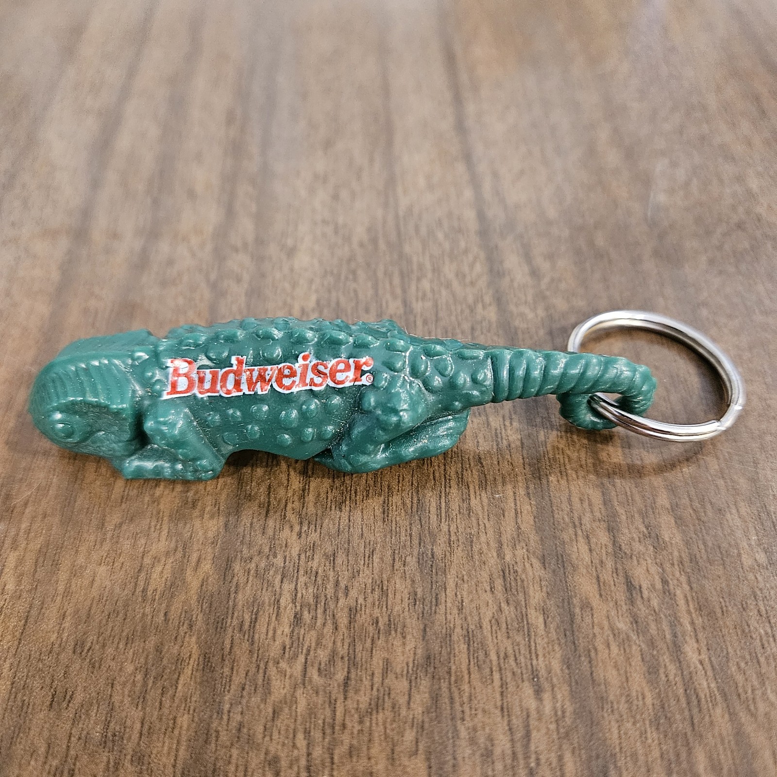 vintage BUDWEISER LOUIE THE LIZARD KEYCHAIN BOTTLE OPENER Chameleon plastic