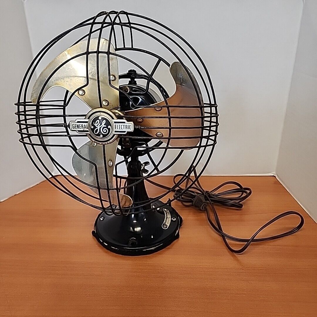 Vintage GE General Electric Vortalex Oscillating Desk Fan 9\