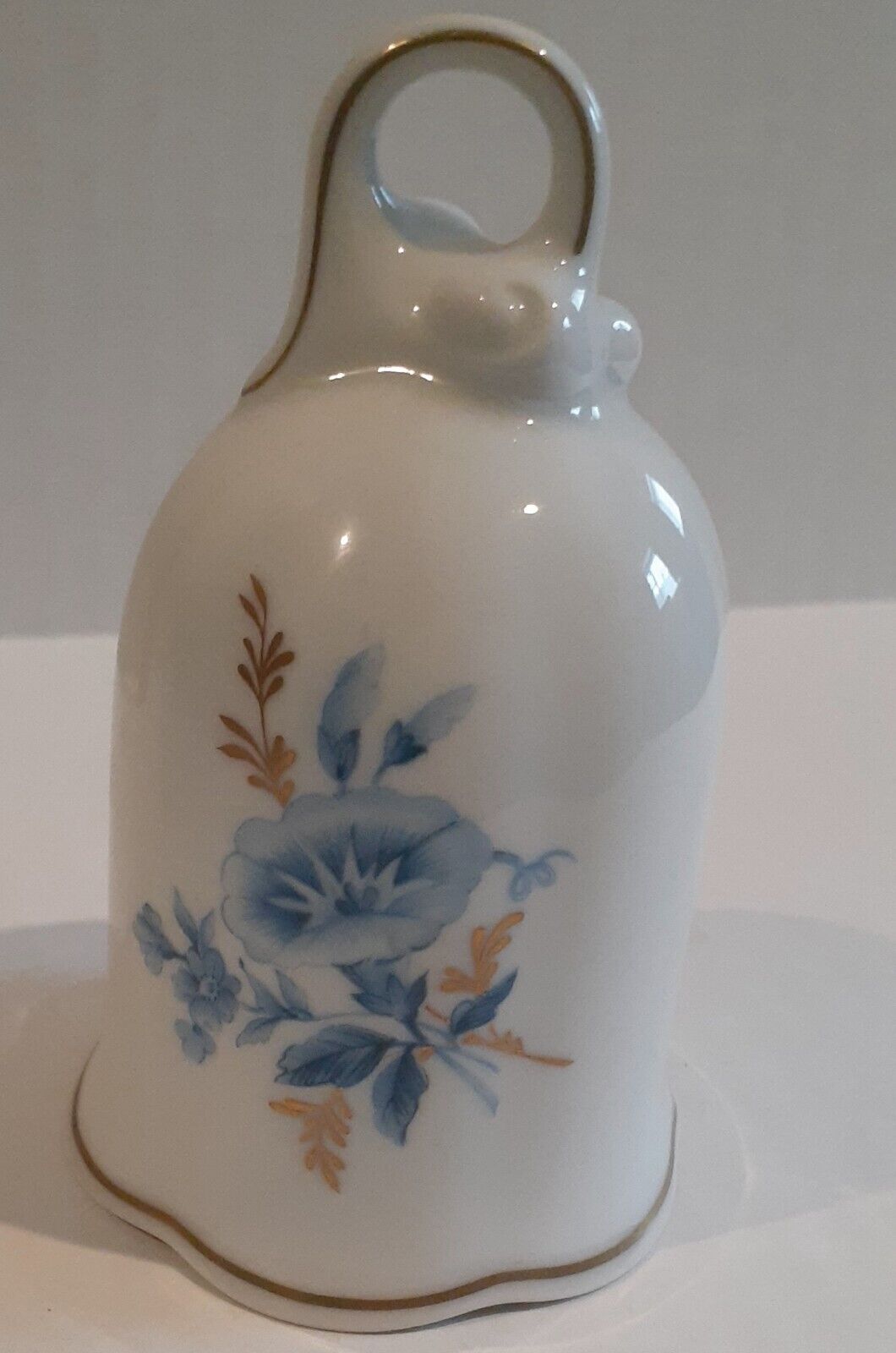 Hutschenreuther Danbury Porcelain Vintage Blue Floral Bell