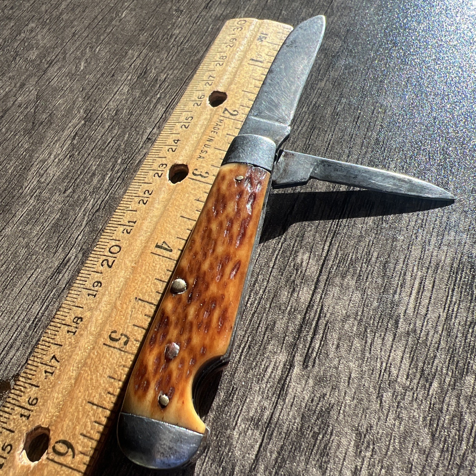 Vintage WW2 Era Pal Blade Co USA Two Blade Easy Open Jack Knife Jig Bone Handle