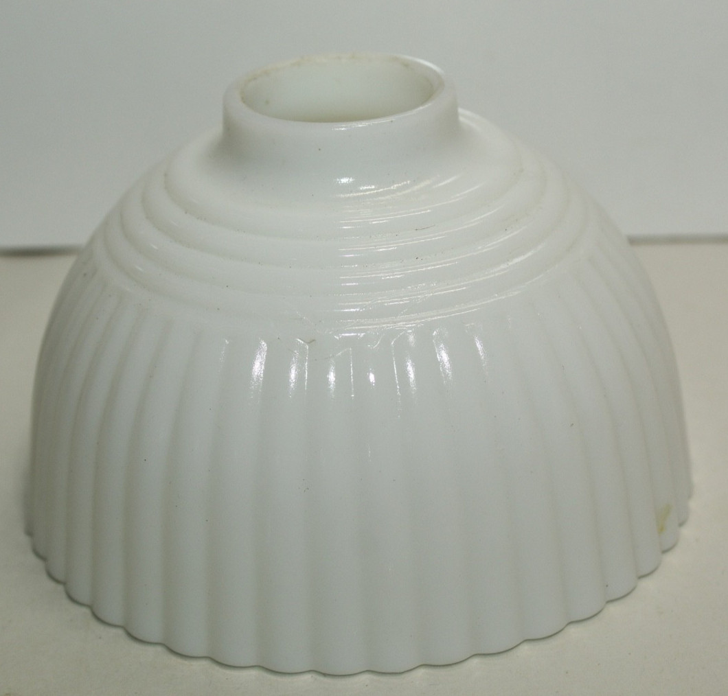 Vtg Pressed Milk Glass Ribbed Lamp Shade Scalloped 5 1/8\ Vtg Pressed Milk Glass Ribbed Lamp Shade Scalloped 5 1/8\