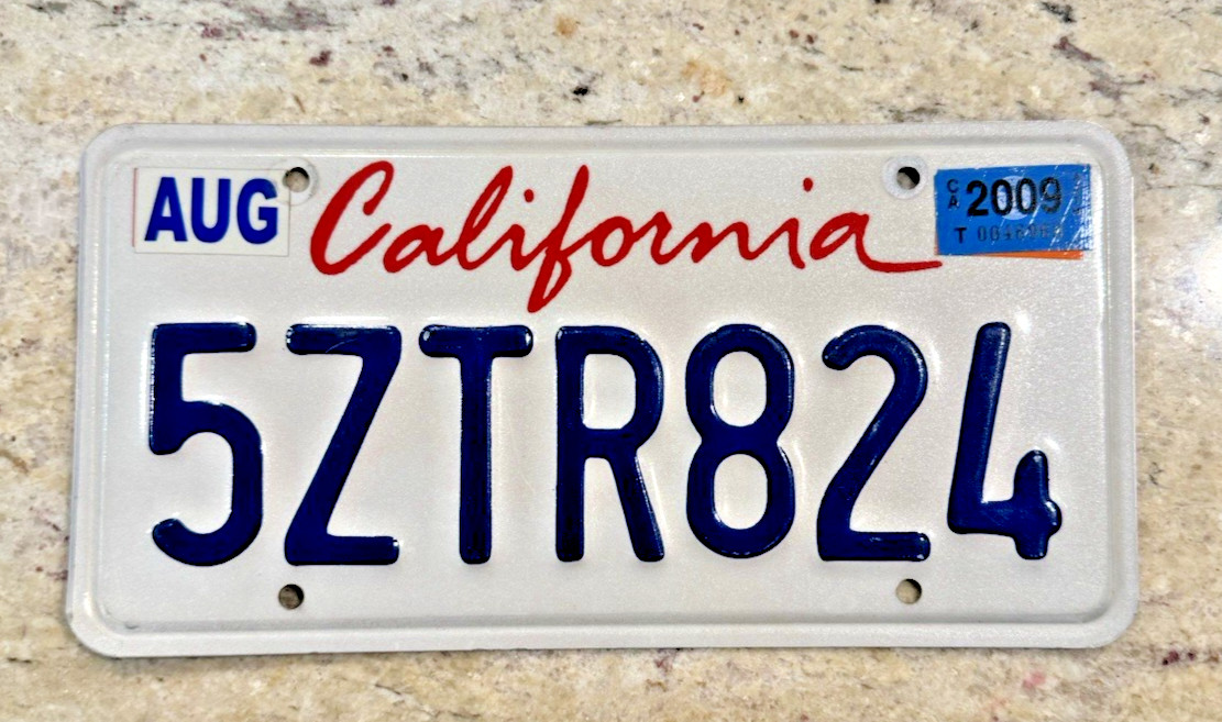 California License Plates 5ZTR824