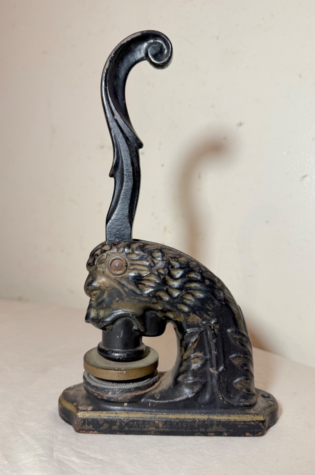 antique 1903 NJ Sunday School lion figural seal notary public  press embosser
