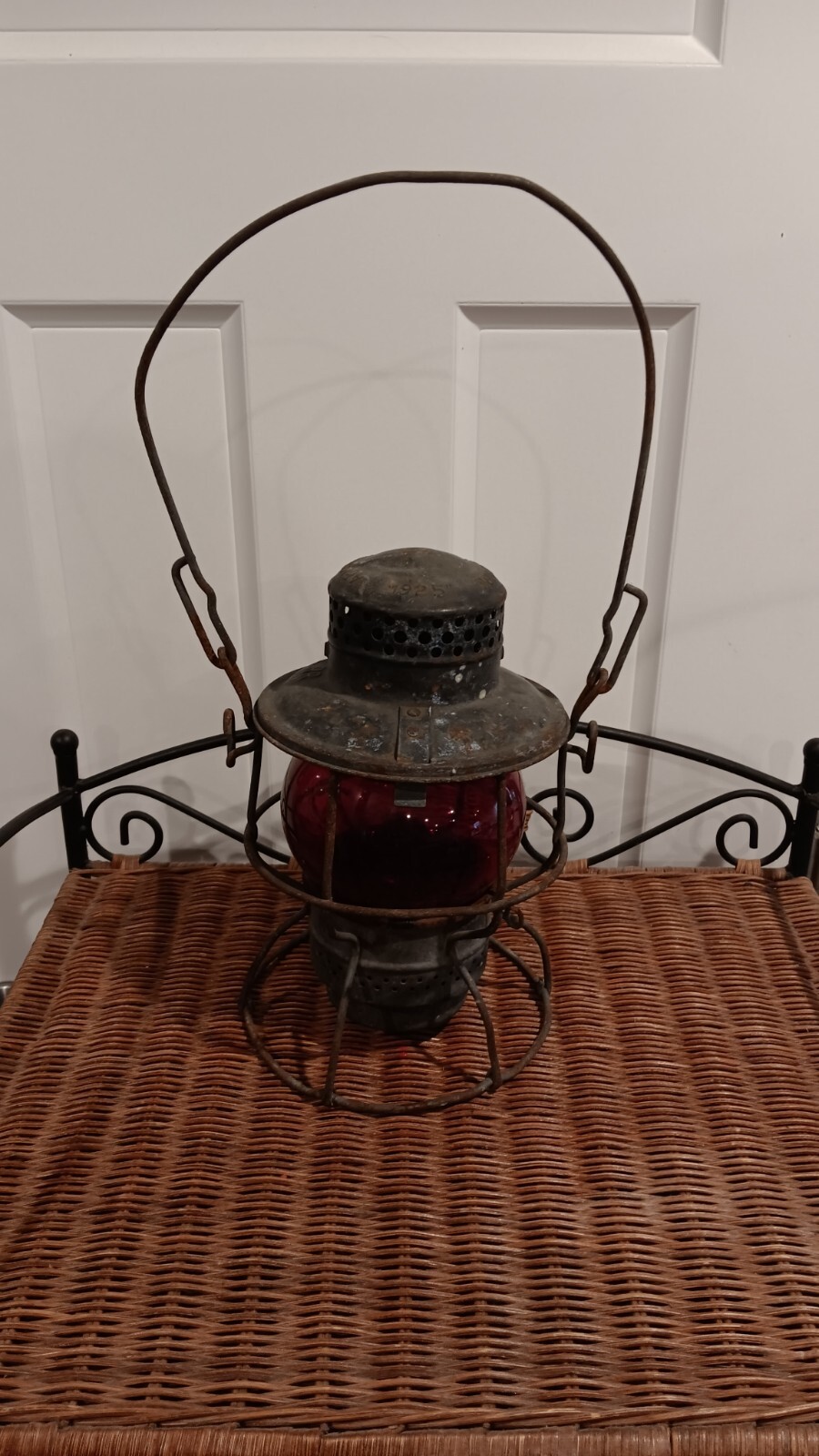 1925 ARMSPEAR MFG CO NEW YORK SAL RR lantern (Red Glass) Metal Antique Vintage