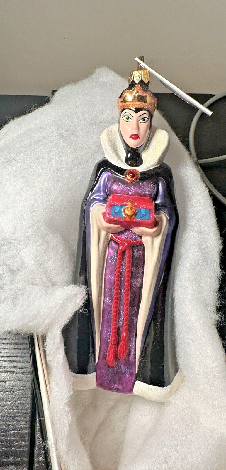 RET Christopher Radko Disney Showcase  THE EVIL QUEEN Snow White Glass Ornament