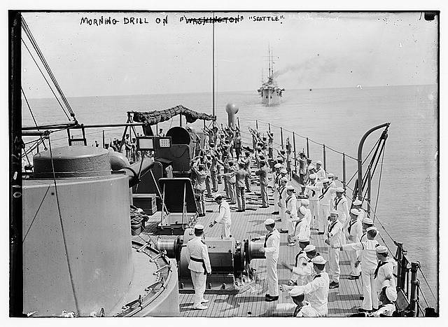 Photo:Morning drill-SEATTLE