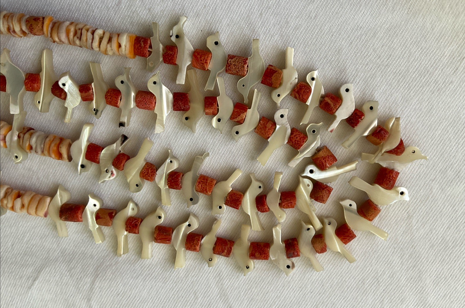 VTG Native American Zuni Heishi Beads 50 Carved Mother Of Pear Birds 27”necklace
