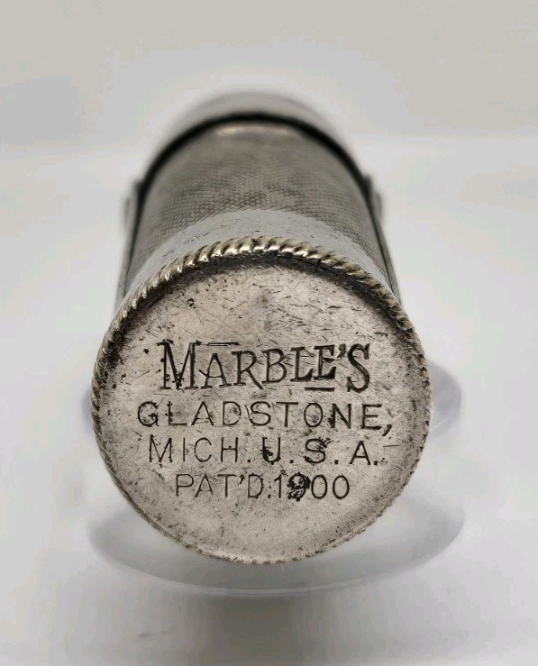 VINTAGE MARBLE'S WATERPROOF MATCH SAFE VINTAGE MARBLE'S WATERPROOF MATCH SAFE
