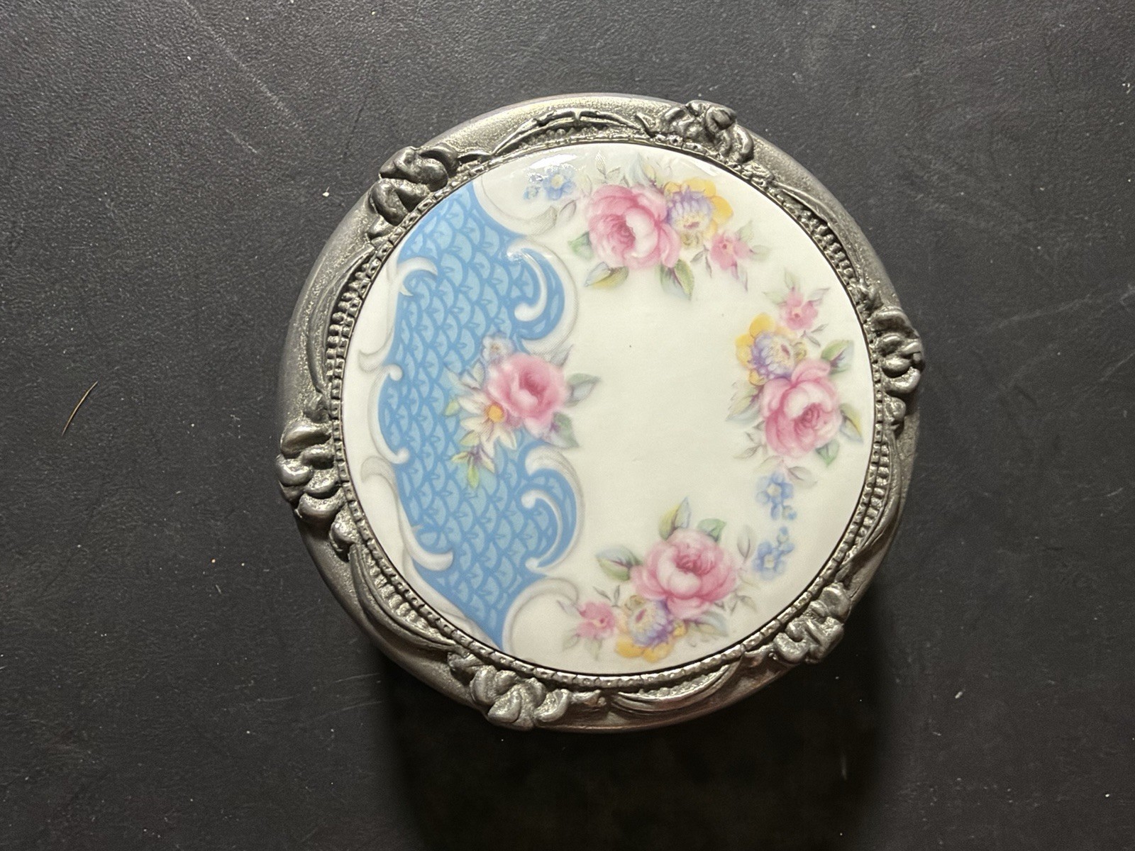 Limoges France Paris Porcelain Trinket Box with Floral Lid. VINTAGE early 1990’s