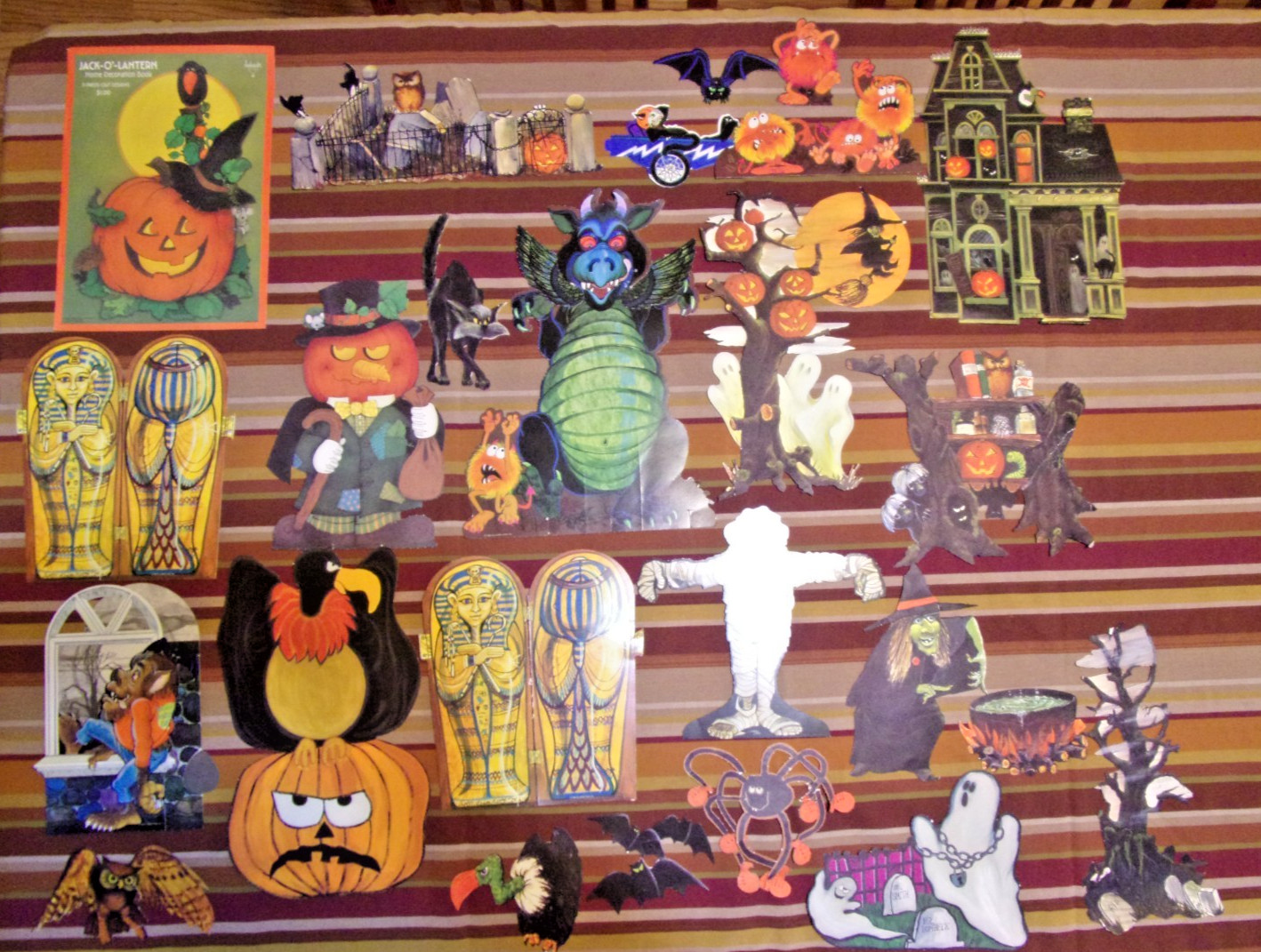 Lot of  25 Vintage 1960's Hallmark Die Cut Halloween Punch Outs Decor Collector
