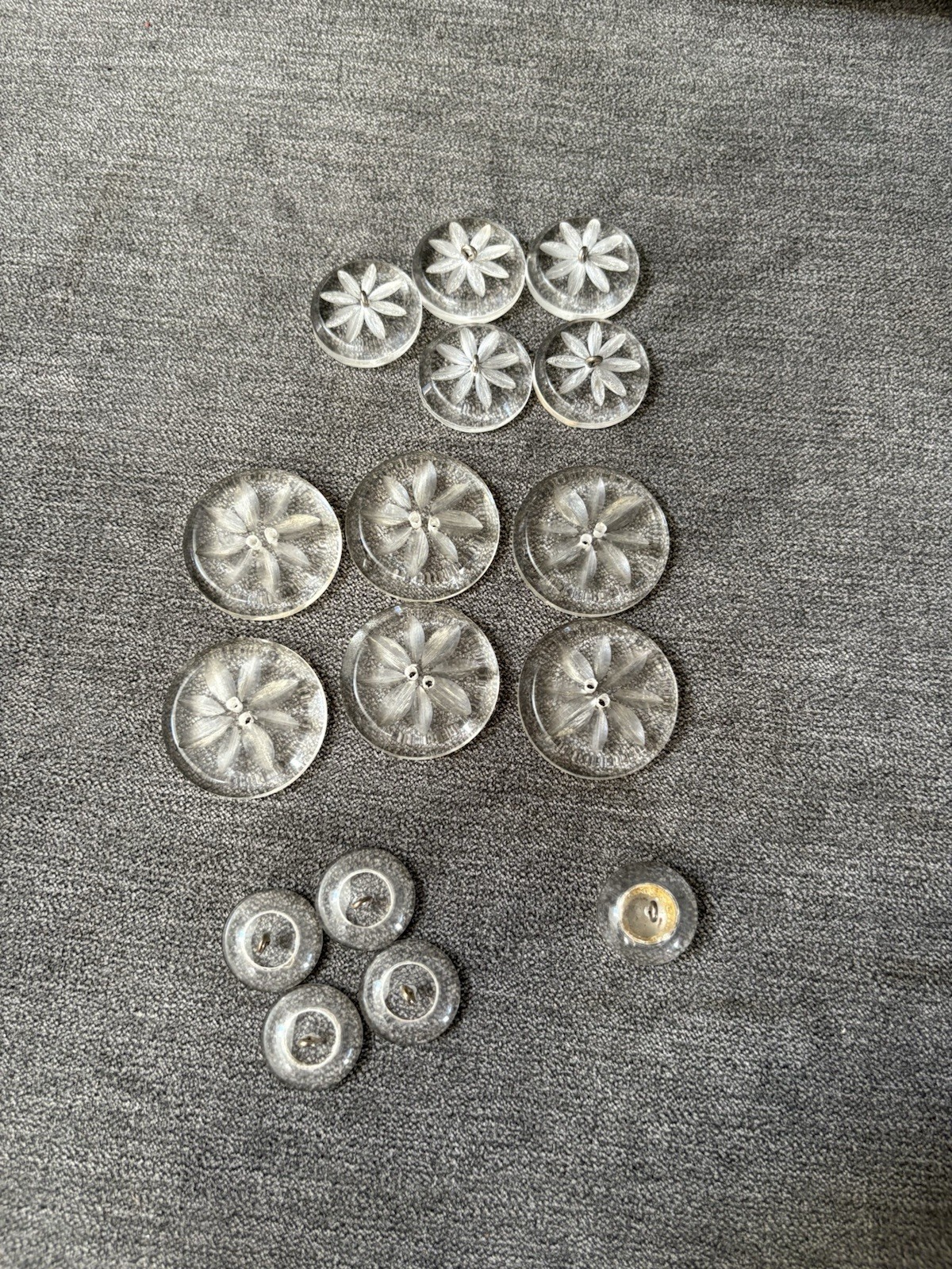 Vintage Etched/Carved Decorative Plastic Button Flower Motif Lot Vintage Etched/Carved Decorative Plastic Button Flower Motif Lot