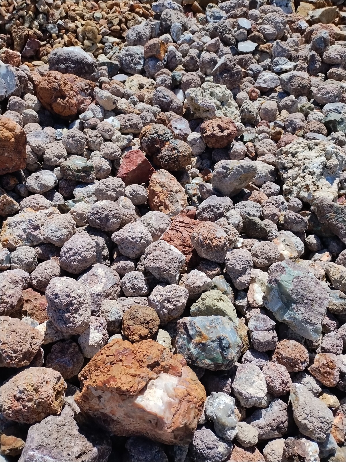 Thundereggs, Oregon, 4 Pound lot, As Found Uncut Rough, Agate Thundereggs, Oregon, 4 Pound lot, As Found Uncut Rough, Agate