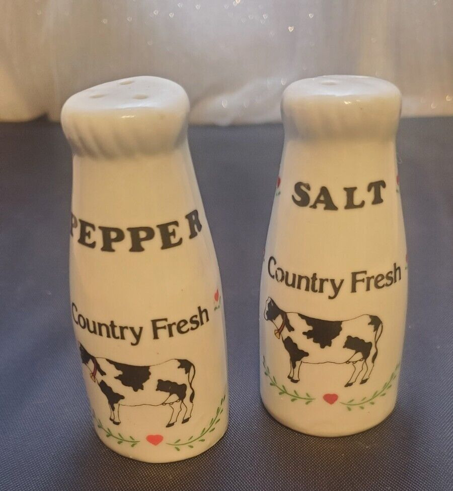Vintage Country Fresh Milk Salt & Pepper Shakers Cows Bottles never used