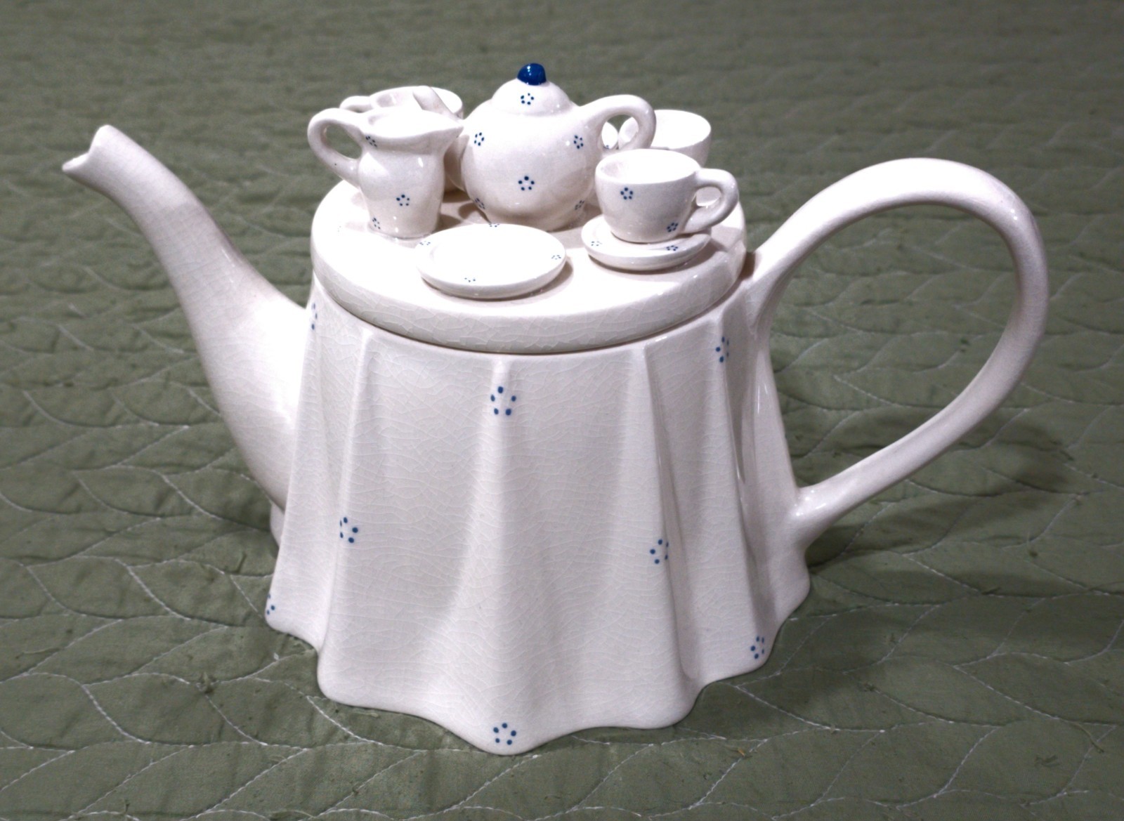 Vintage Paul Cardew Sunshine Ceramics Large White Tea Council Teapot 1987