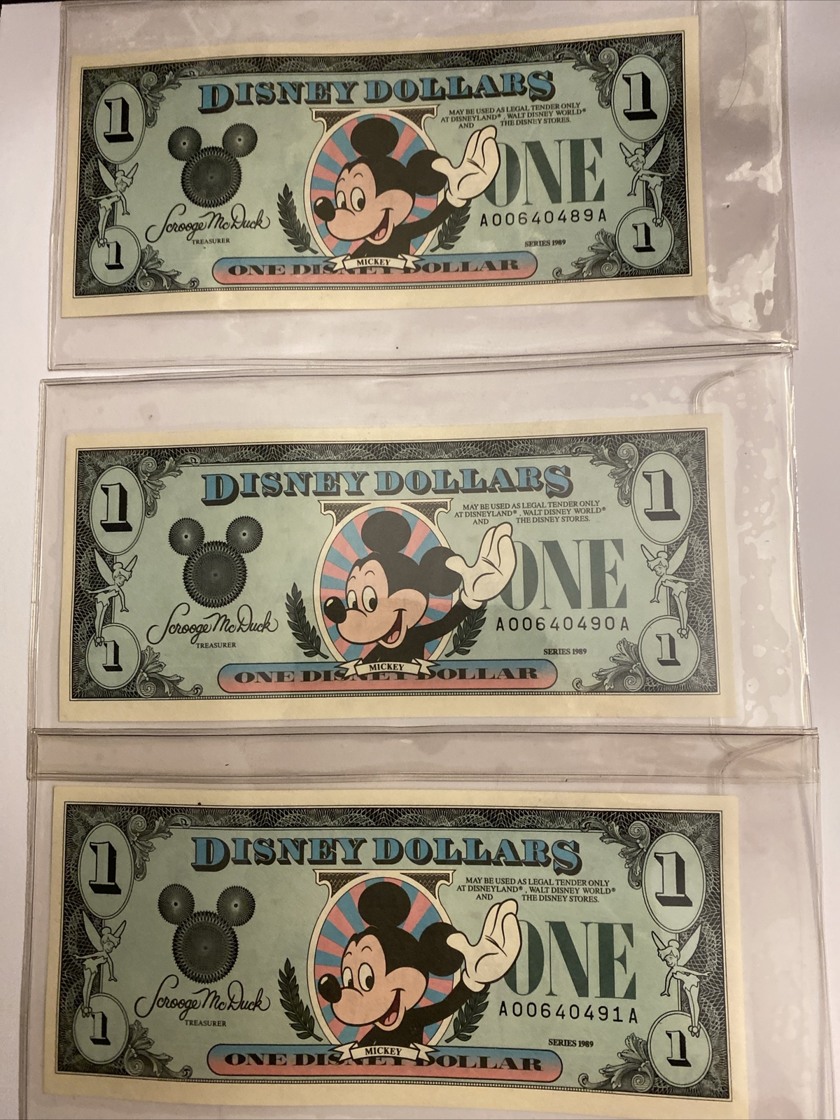 1989A $1 MICKEY DISNEY DOLLARS (3) Consecutive A00640489A - A00640491A Disneylan 1989A $1 MICKEY DISNEY DOLLARS (3) Consecutive A00640489A - A00640491A Disneylan