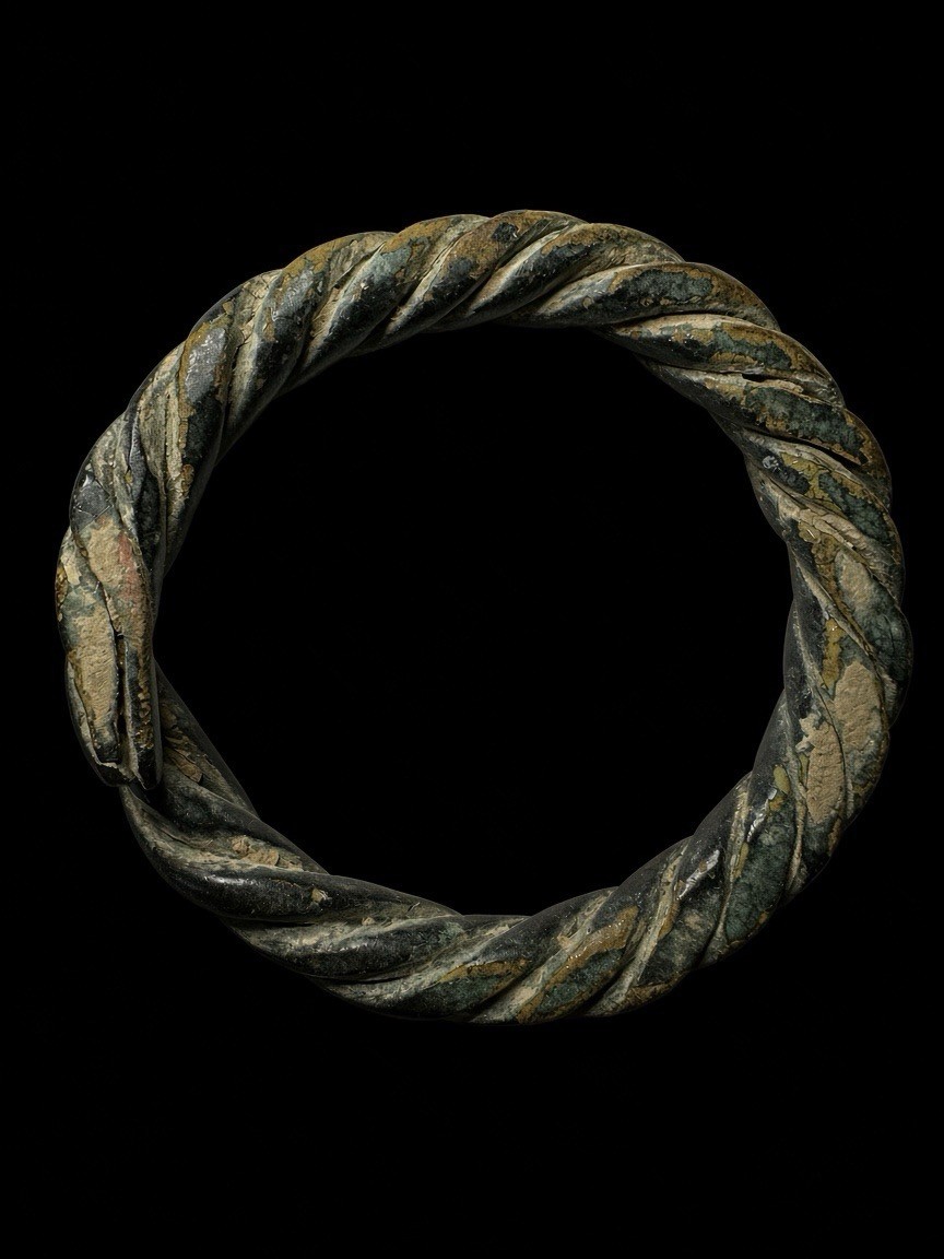 Ancient Bronze Age Twisted Bangle Bracelet 1500BCE-1200BCE 7cm D
