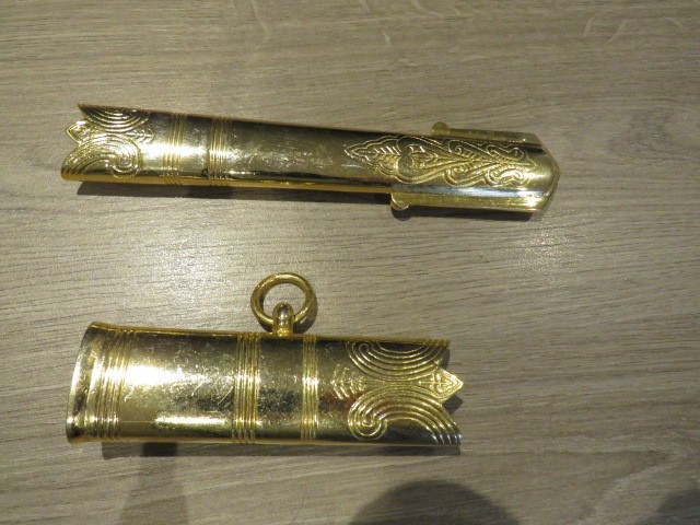 UNUSED ROYAL NAVAL SWORD SCABBARD TOP AND BOTTOM FITTINGS UNUSED ROYAL NAVAL SWORD SCABBARD TOP AND BOTTOM FITTINGS