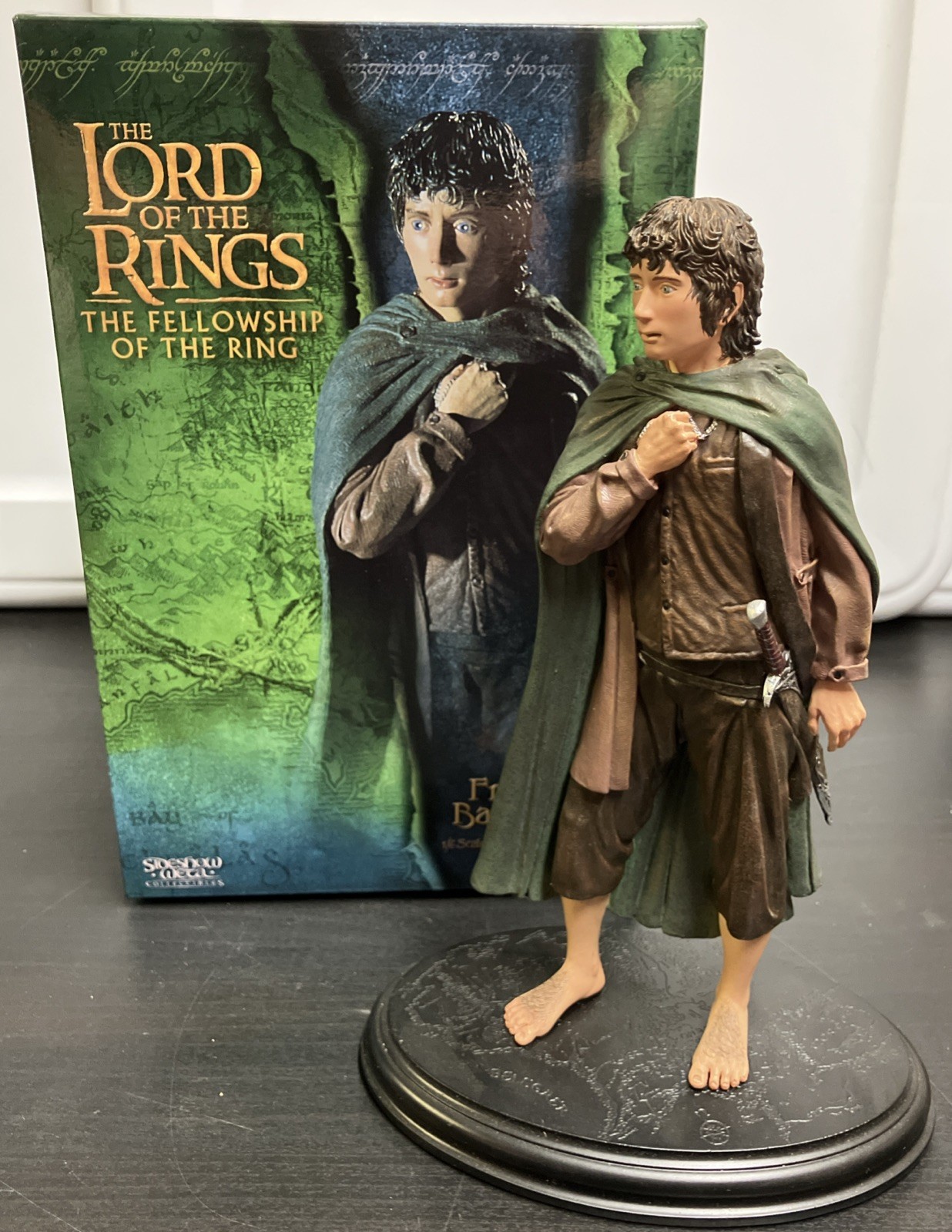 FRODO BAGGINS 1/6 Scale Sideshow Weta Figure from Lord of the Rings LOTR