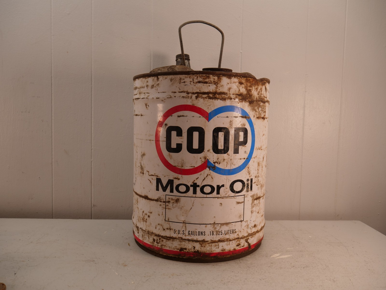 Vintage CO-OP Motor Oil 5 Gallon Can Red Blue Logo with SPOUT 2 Lids