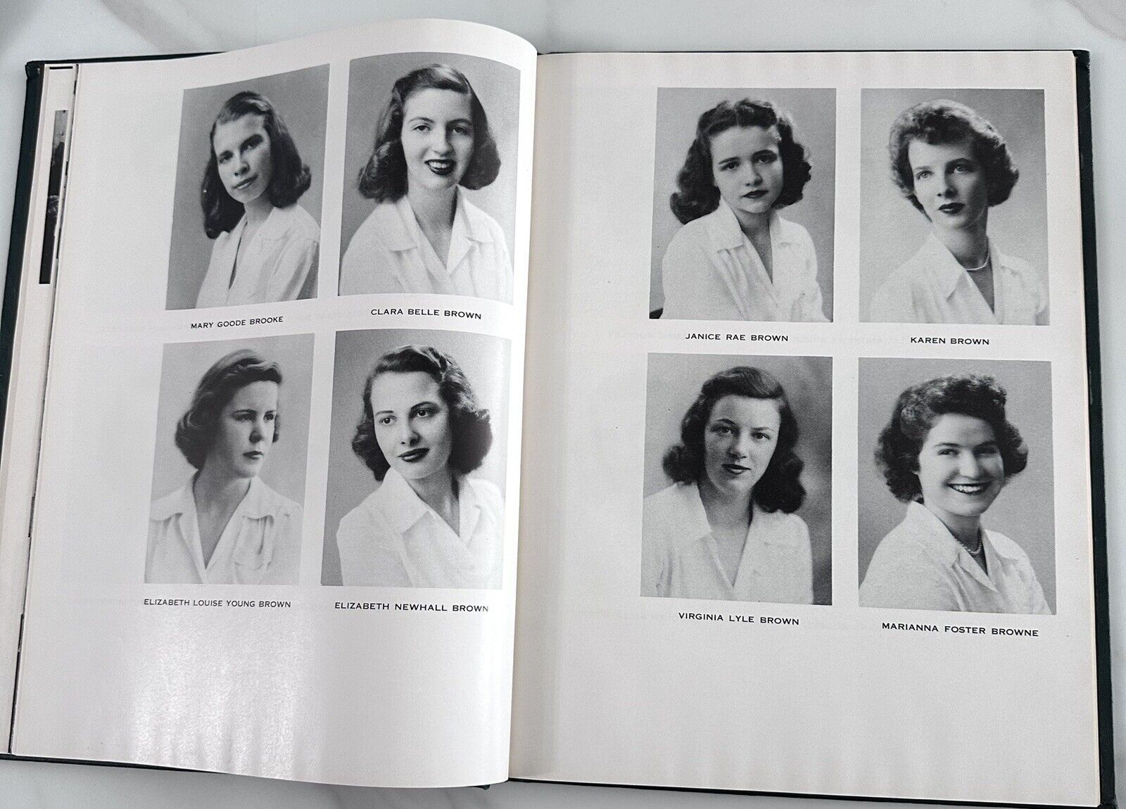 1947 Smith College Northampton, Massachusetts Women’s College Yearbook