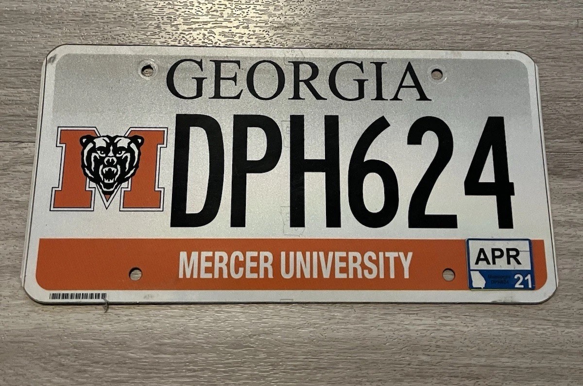Georgia Mercer University License Plate - DPH624 - EXPIRED/ART/DISPLAY