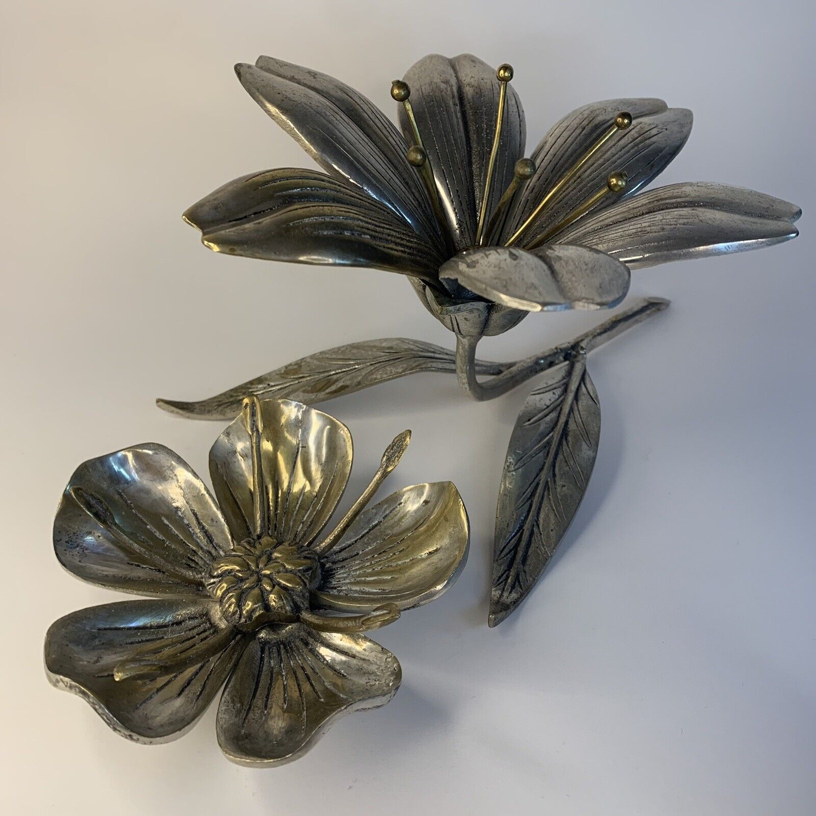 Set of 2 Silver/Brass Lotus Lily Flower Ashtrays Removable Petals Hollywood MCM