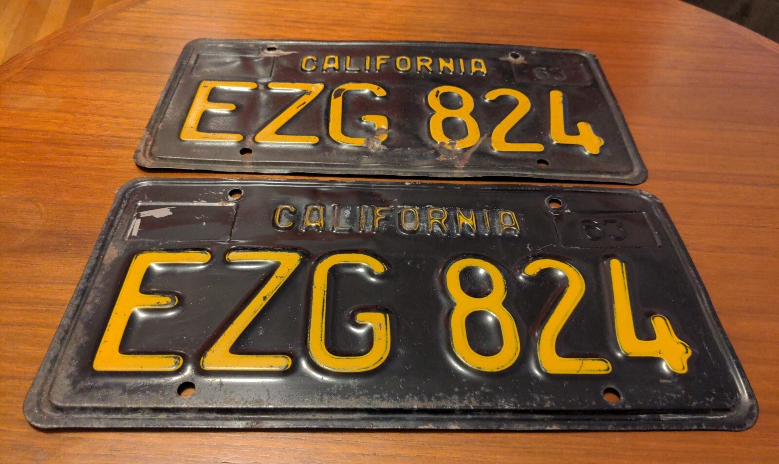 VinTagE 1956 Set x2 CALIFORNIA LICENSE PLATES 63 BLACK EZG 824 Auto Car EASY EZ