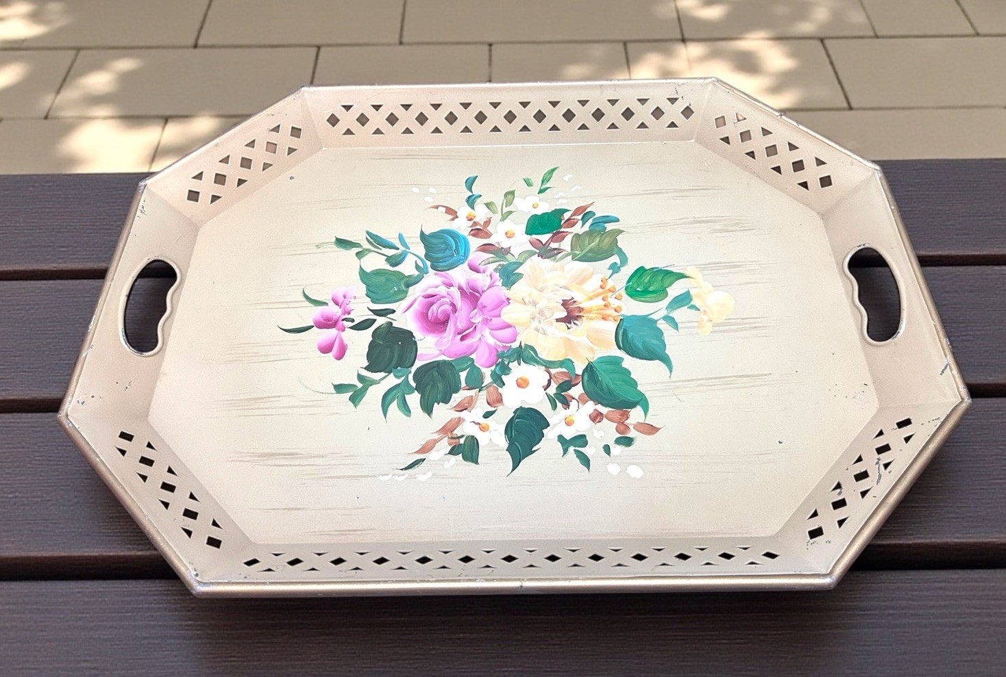 Vtg Nashco Hand-Painted Floral Tole Tray 20” x 16” Ivory Metal Original Sticker
