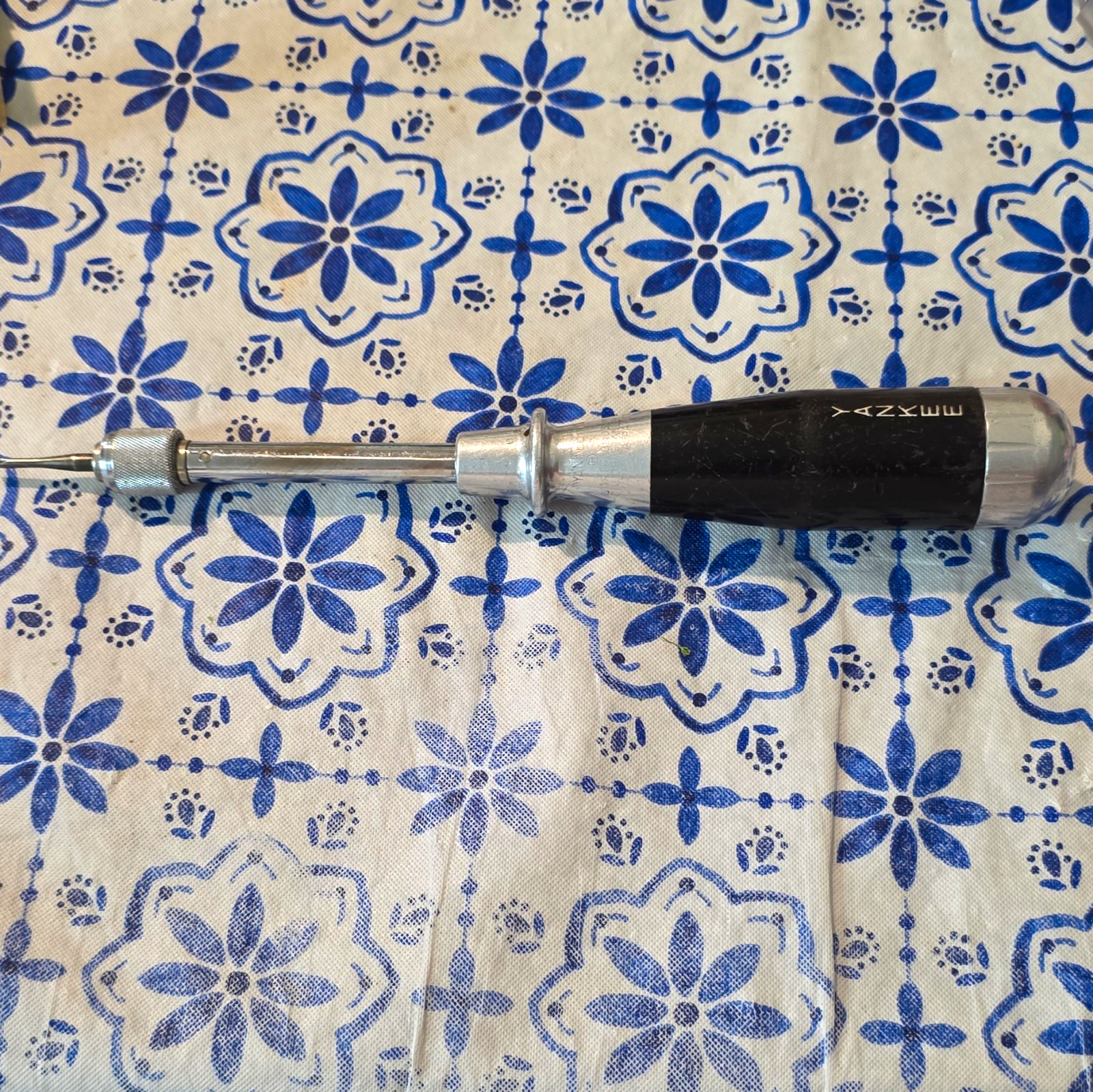 Yankee No. 45 Push Drill Oil Screwdriver with Small Drill Bits Yankee No. 45 Push Drill Oil Screwdriver with Small Drill Bits