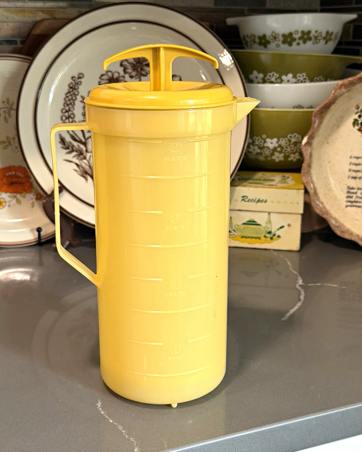 Vintage 1970s Federal Housewares Yellow 2 Qt Mixer Pitcher Plunger Lid Vintage 1970s Federal Housewares Yellow 2 Qt Mixer Pitcher Plunger Lid