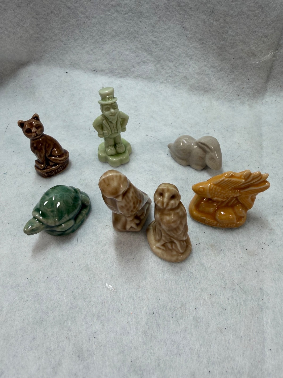 Wade Whimsies Figures and some Unmarked 7 figures