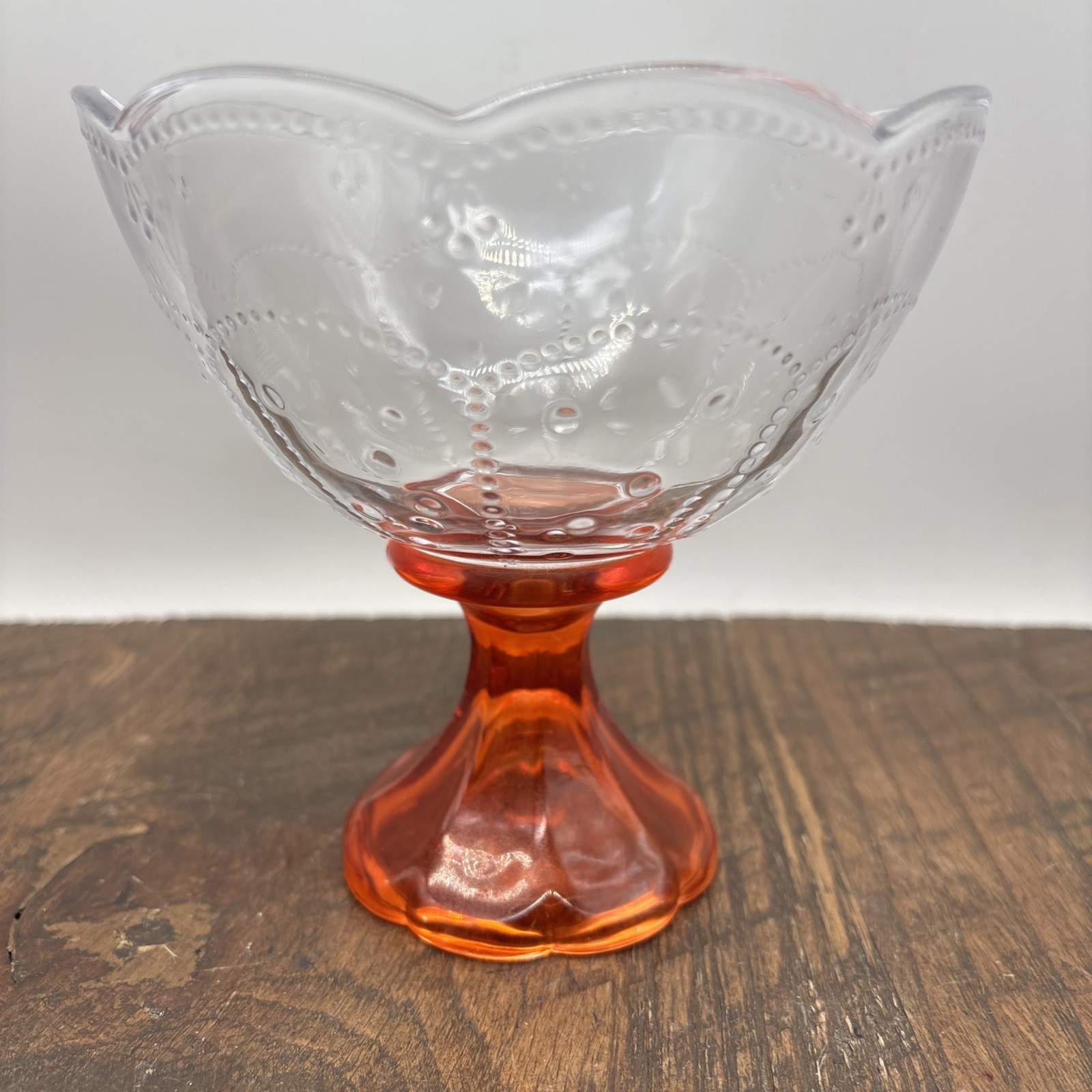 Clear Glass Beaded Sherbet Dessert Dishes with orange Stem Scalloped Rim Top