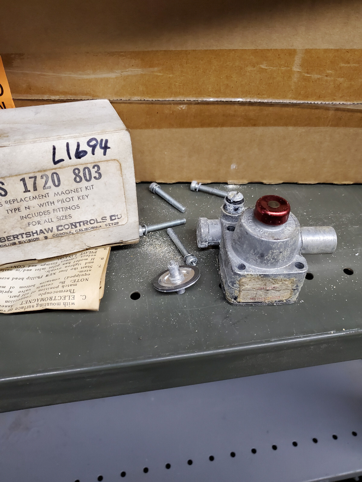 ROBERTSHAW DS 1720-803 GAS COOKING ELECTROMAGNET REPLACE KIT NOS