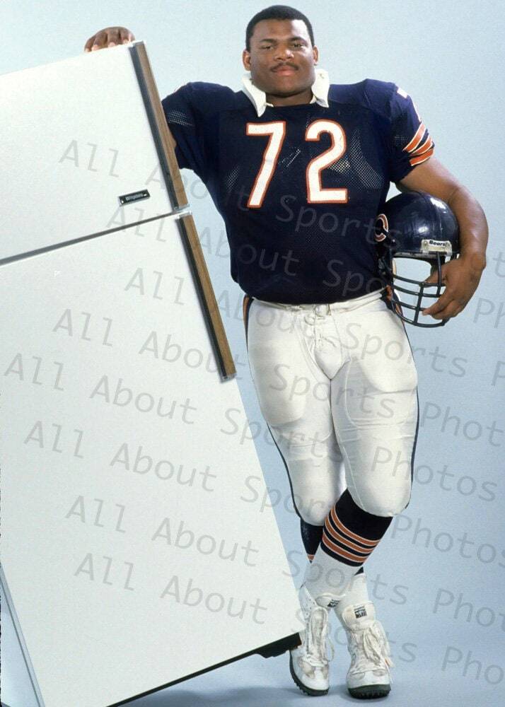 William Perry - The Refrigerator 1985 Chicago Bears Photo Print Poster William Perry - The Refrigerator 1985 Chicago Bears Photo Print Poster