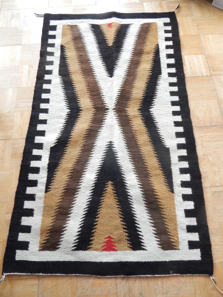 VINTAGE NAVAJO INDIAN CRYSTAL WEAVING / RUG - NATURAL COLORS - CLEAN+PRISTINE 