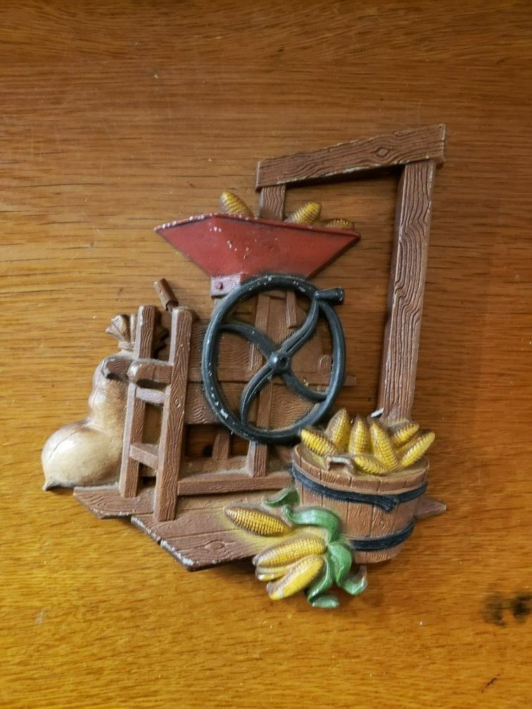 Vintage Metal Homco 1978 Corn Sheller Wall Decor Hanging Art Country