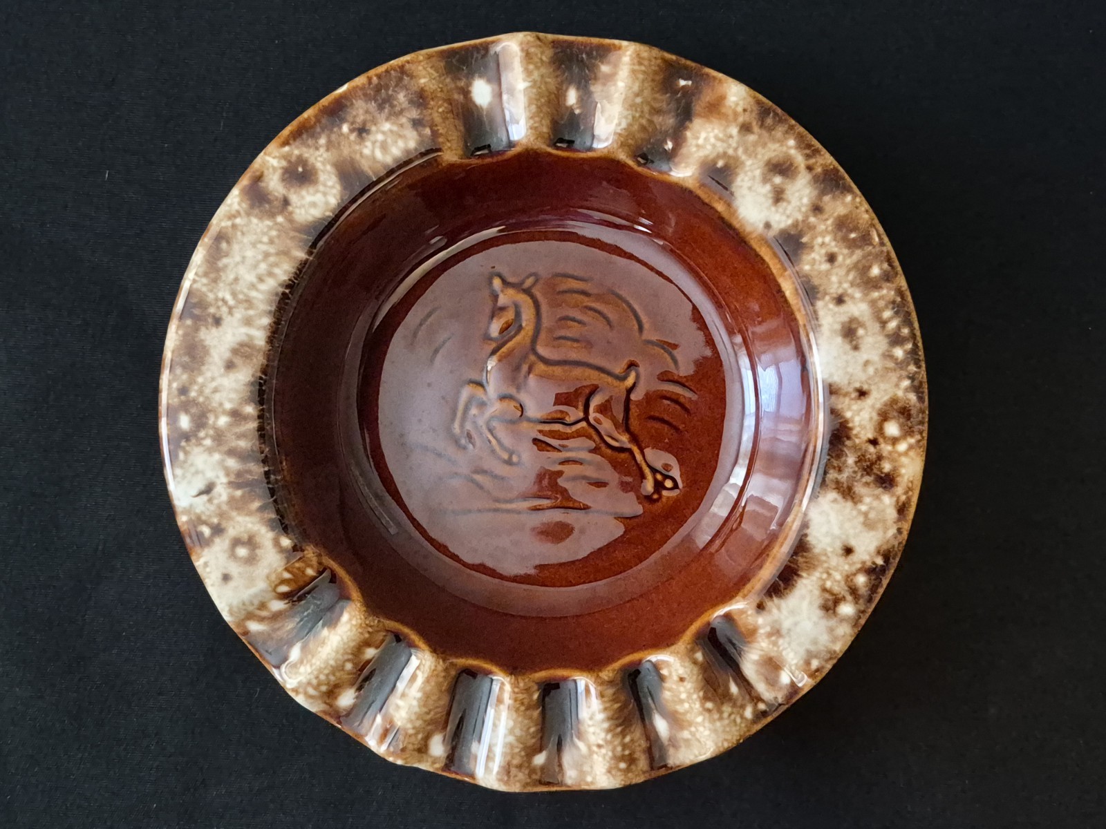 Hull USA Brown Drip Glaze Leaping Deer Ashtray Vintage Pottery 8\ Hull USA Brown Drip Glaze Leaping Deer Ashtray Vintage Pottery 8\