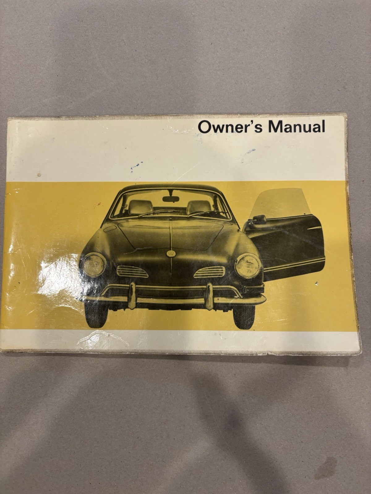1970 VW Karmann Ghia Owners Manual for Coupe and Convertible Excellent Condition 1970 VW Karmann Ghia Owners Manual for Coupe and Convertible Excellent Condition