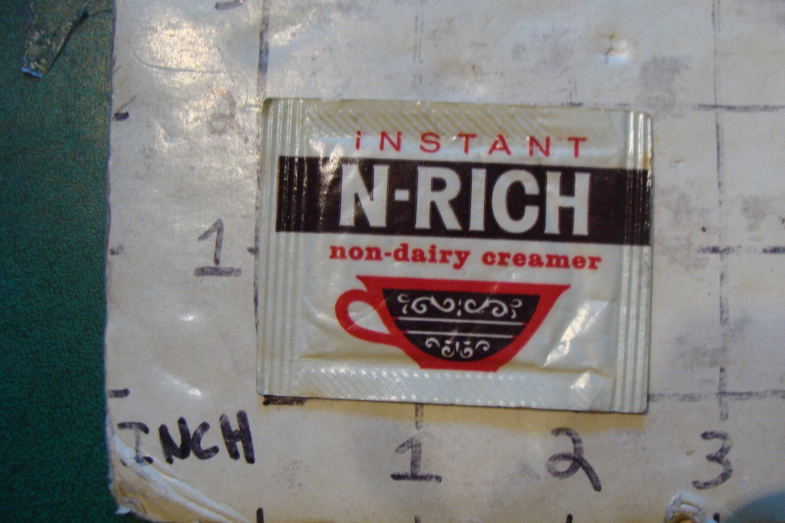 UNUSED 1960's or so picnic item: instant n-rich non-diary creamer packet 