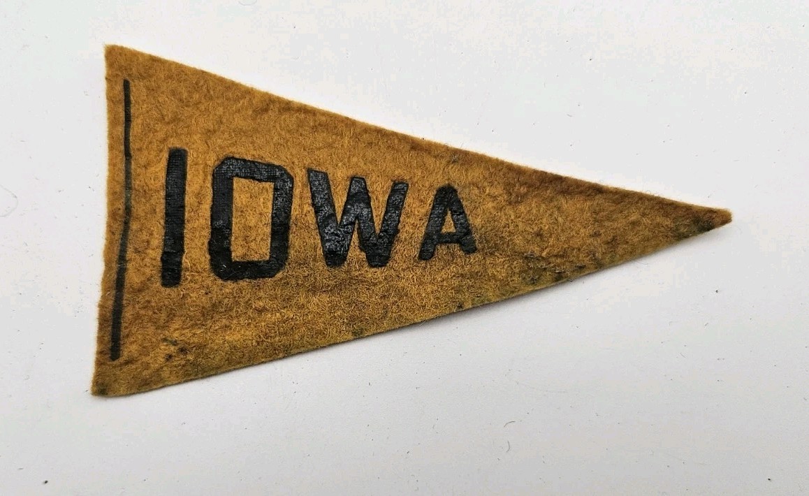Early Vintage Iowa Felt mini pennant Early Vintage Iowa Felt mini pennant