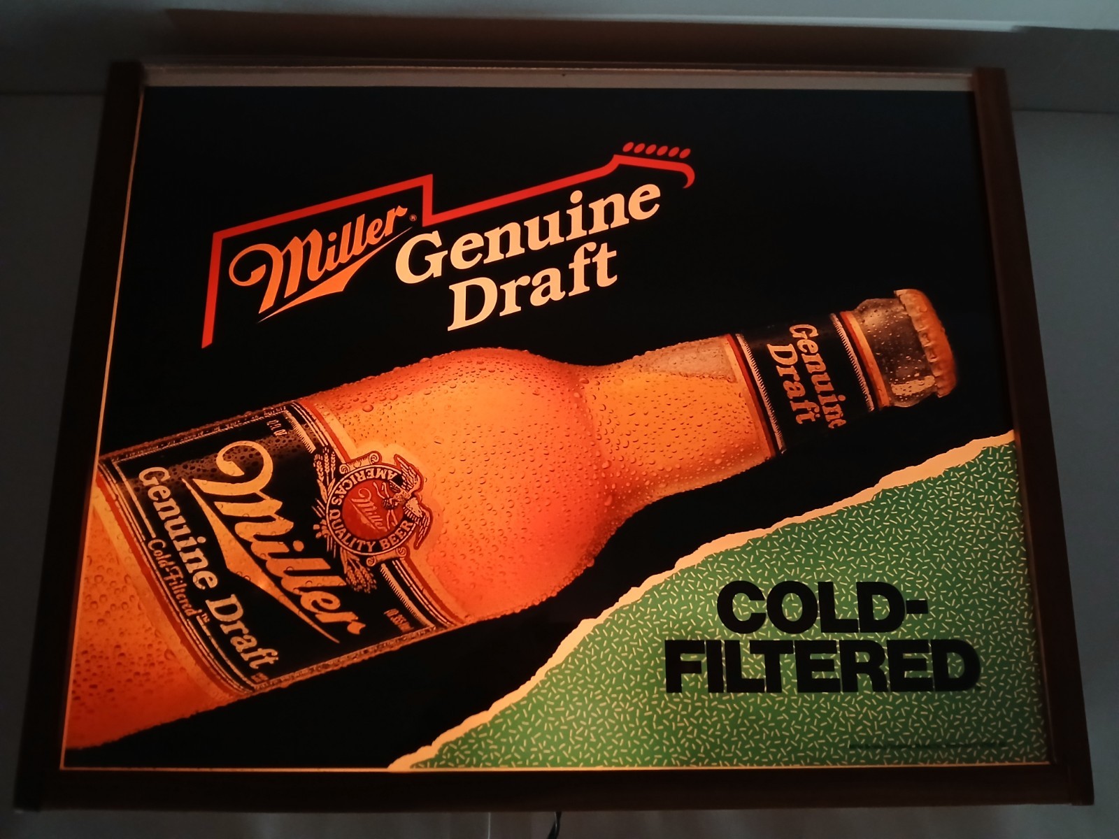 Vintage 1990 Miller Beer GENUINE DRAFT + DEER IN MOTION 2-in-1 Lighted Bar Sign