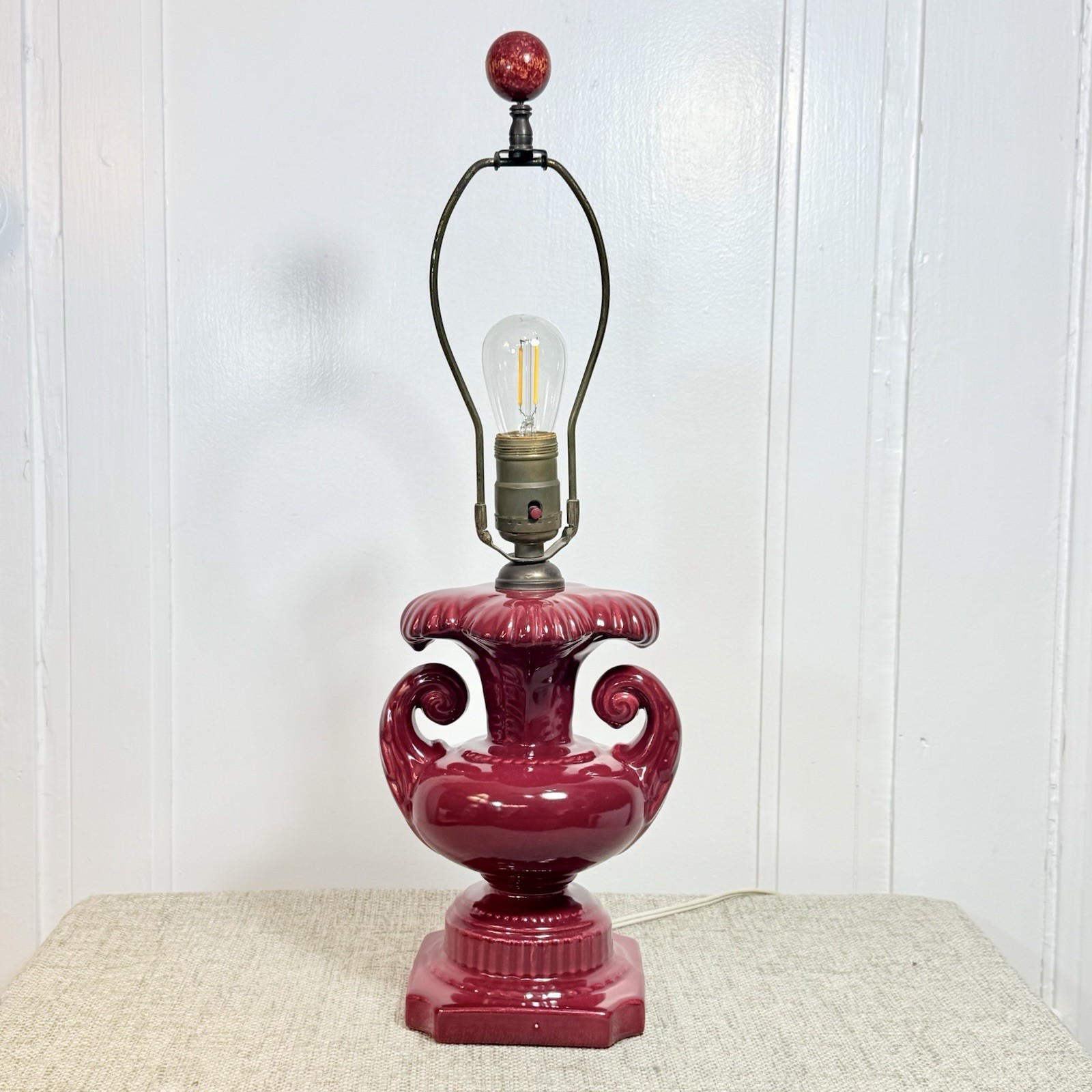 VTG 30s-40s Burgundy Oxblood Ceramic Lamp Art Deco McCoy? Works Art Pottery USA