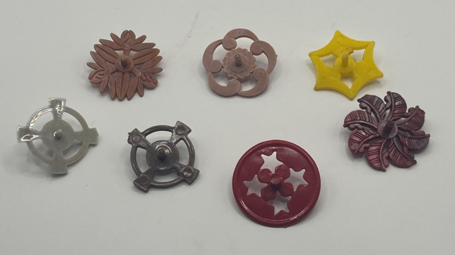 7 Vintage 1950s Cracker Jack Plastic Spinning Top Prize Toys Assorted Designs