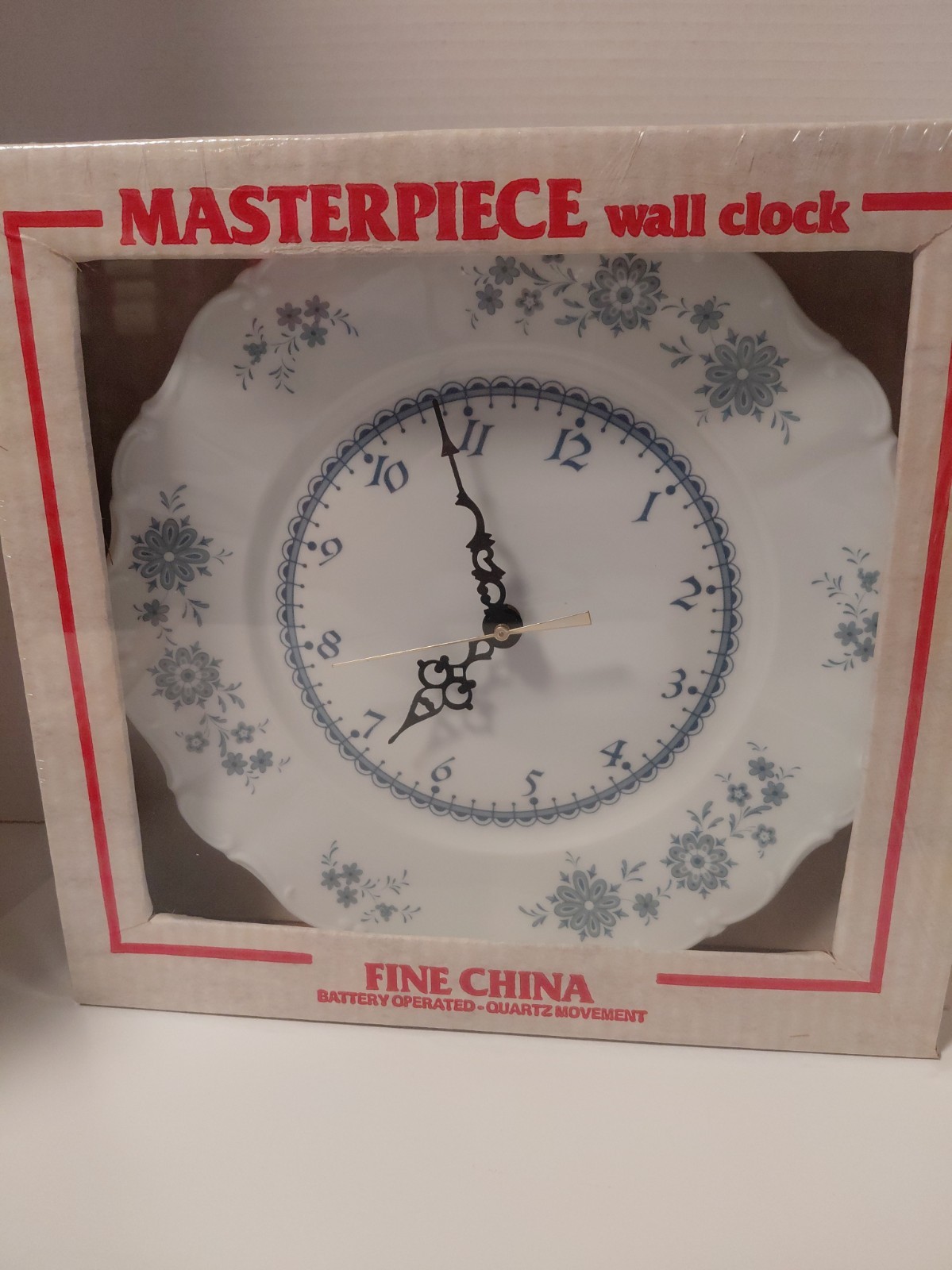 Fine China Wall Clock Blue Floral Cottage Kitchen Retro NOS New 10