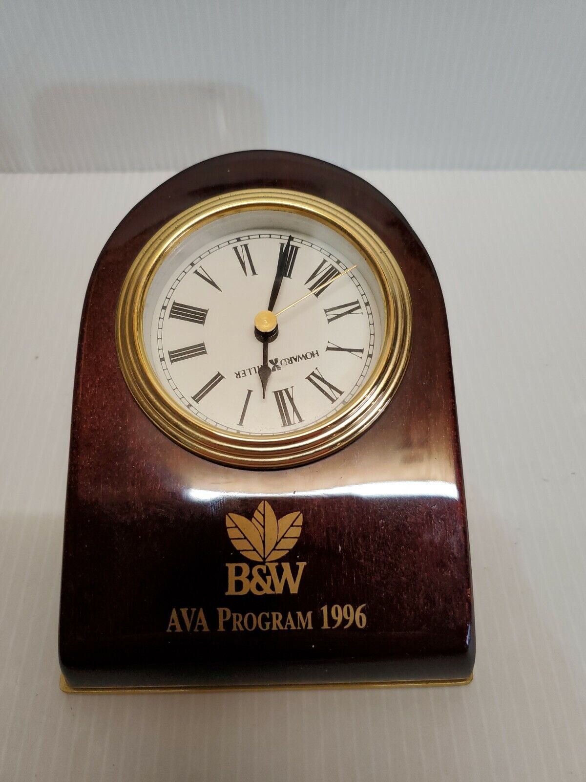 Brown And Williamson AVA Program 1996 Desk Clock Pre-owned 