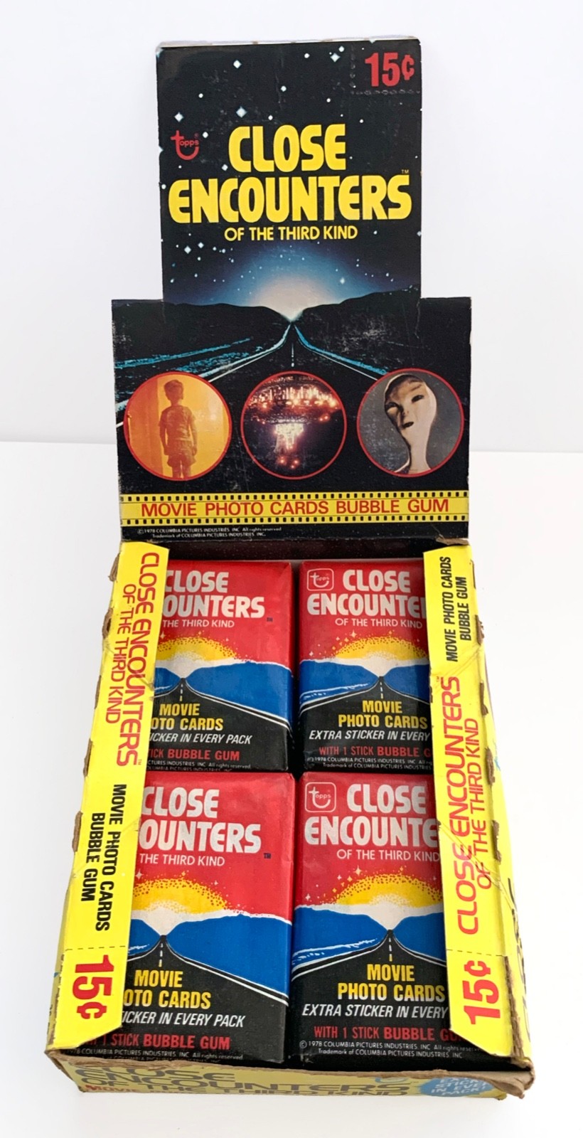 ∞ VTG Topps CLOSE ENCOUNTERS OF THE THIRD KIND Box of 28 Trading Card Packs READ
