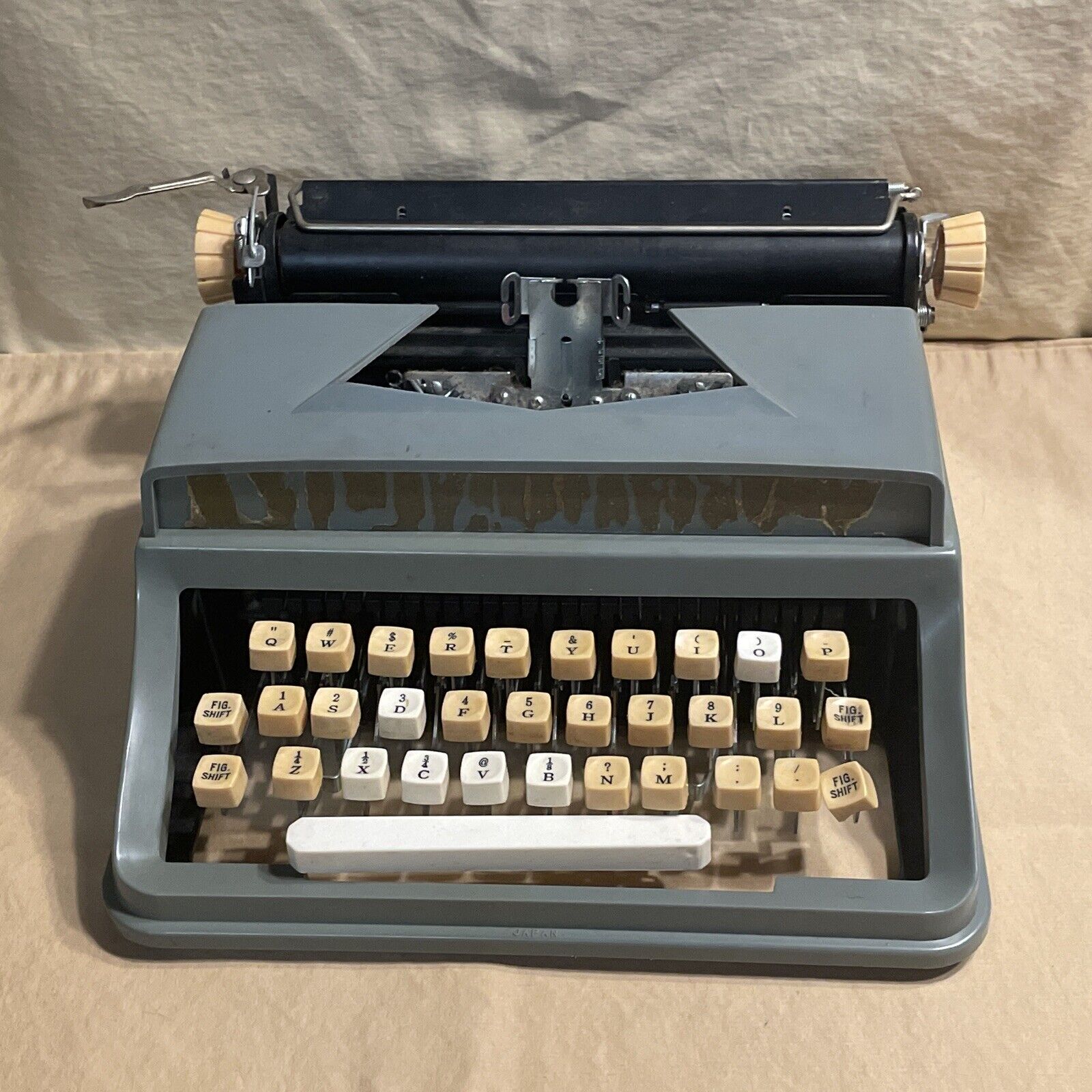 Vintage Manual Typewriter Sears & Roebuck Blue Model W/ Damaged Zipper Case
