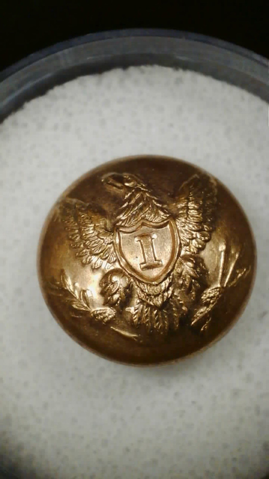 1860-1870 CIVIL WAR SCOVILL CO. “I” INFANTRY OFFICER CUFF (3/4”) BUTTON. Nice
